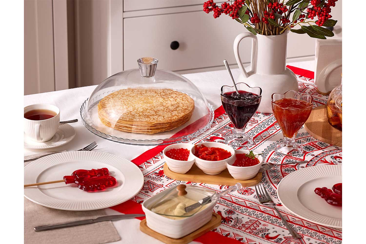 Тортница с крышкой Pasabahce Patisserie 32,2 см