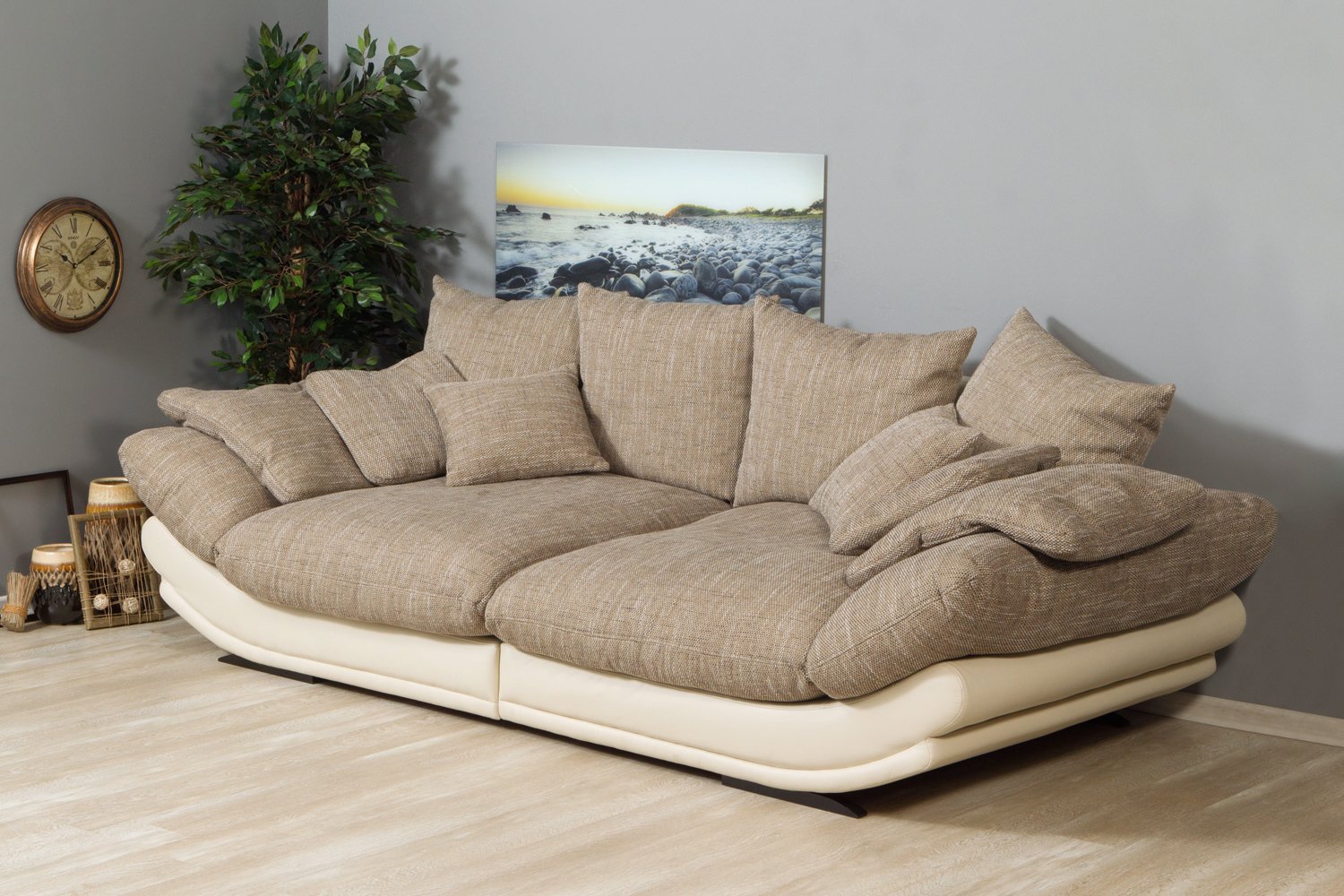 широкий мягкий диван 9