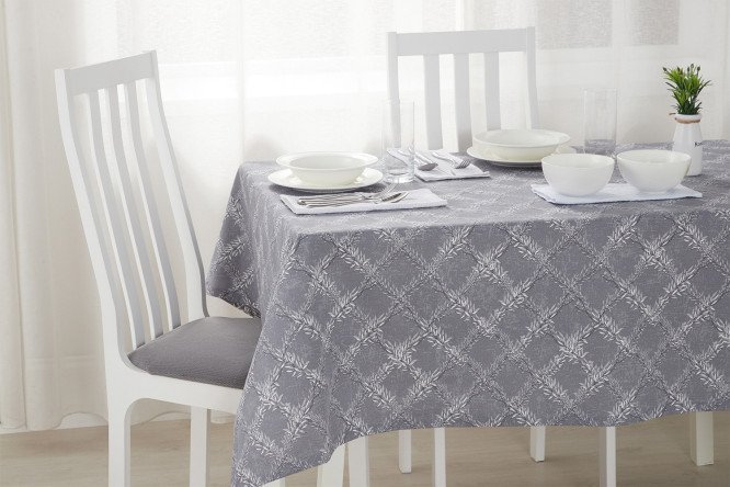 Изображение товара Скатерть HOFF Silver 144x144 см из 100% хлопка для уютных интерьеров