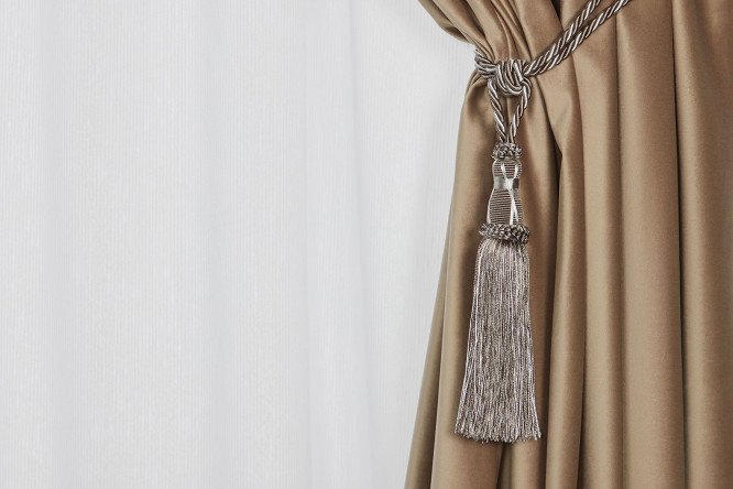 Изображение товара Подхват-кисть MICASA Eden серого цвета 61 см для отделочных работ