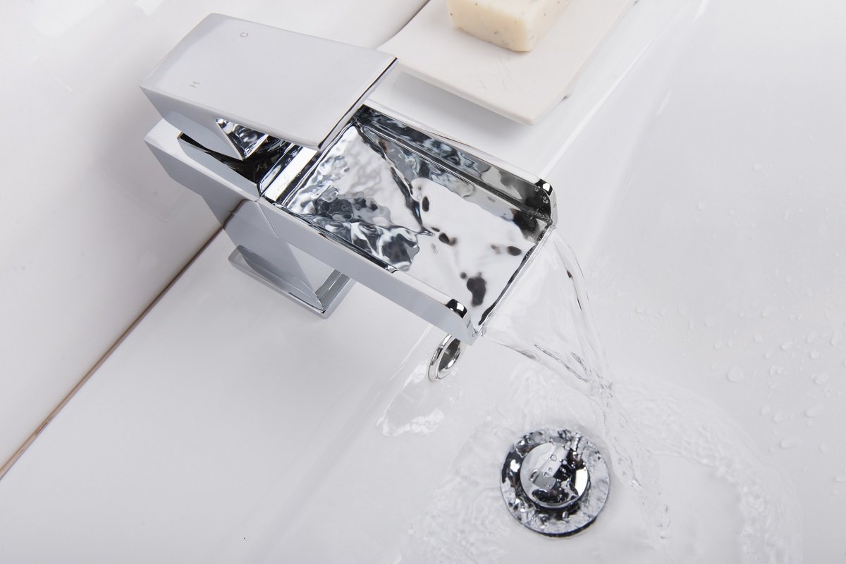 Засорилась ванна - как прочистить в домашних условиях: устранить засор быстро