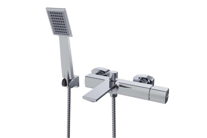 Изображение товара Смеситель для ванны MIXLINE ML27-01 с изливом латунь хром рычажное управление