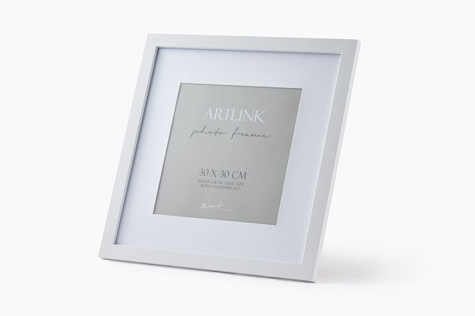 Изображение товара Фоторамка с паспарту Ellis белая 30x30 см из МДФ и стекла