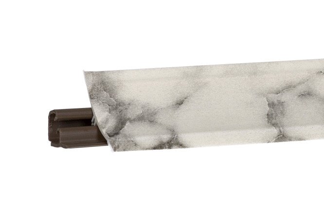 Изображение товара Плинтус KORNER белый мрамор 300х2,3х2,3 см с комплектом углов и заглушек