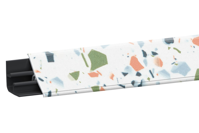 Изображение товара Плинтус Спектра 300х2х0,1 см для интерьерной отделки