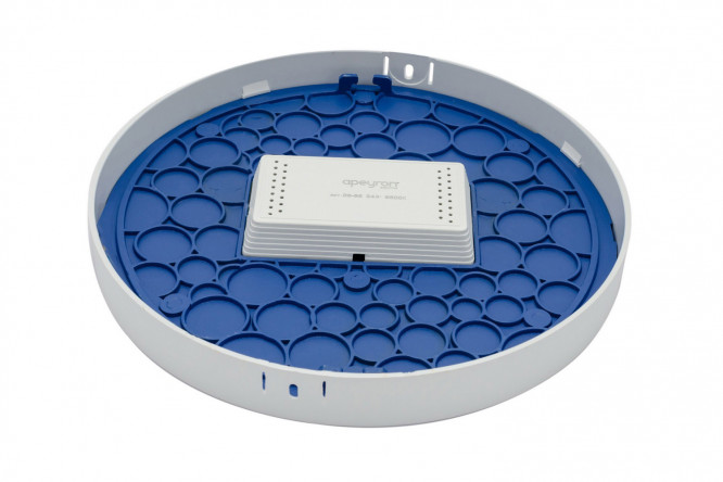 Светодиодная панель накладная LED APEYRON 06-42 22x1.7x22 см, LED