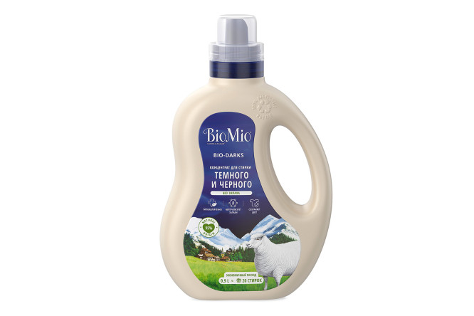 Изображение товара Гель BioMio Bio-Laundry Gel Blacks&Darks для стирки чёрных, тёмных и джинсовых тканей