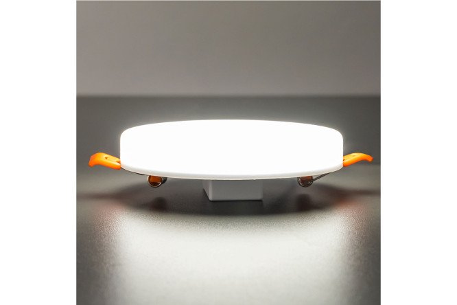Фото 7 Светильник встраиваемый CITILUX Вега 5 м², 12x4x12 см, LED