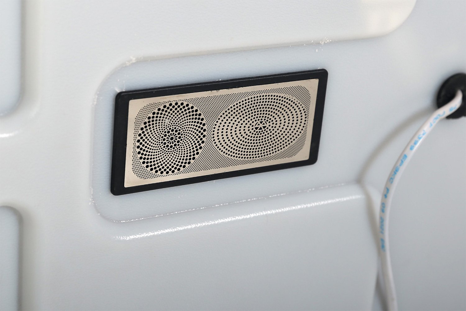 Зеркало с подсветкой BELBAGNO SPC-MAR-600-800-LED-TCH-RAD 60х80 см