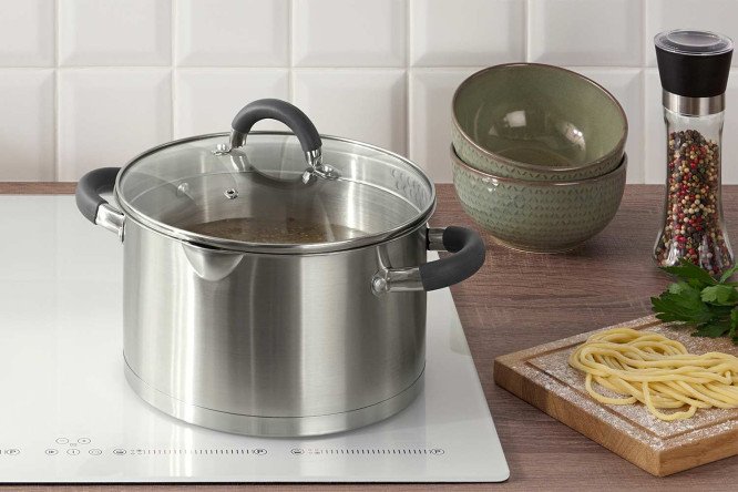 Кастрюля с крышкой HOFF Zarina 4.5 л