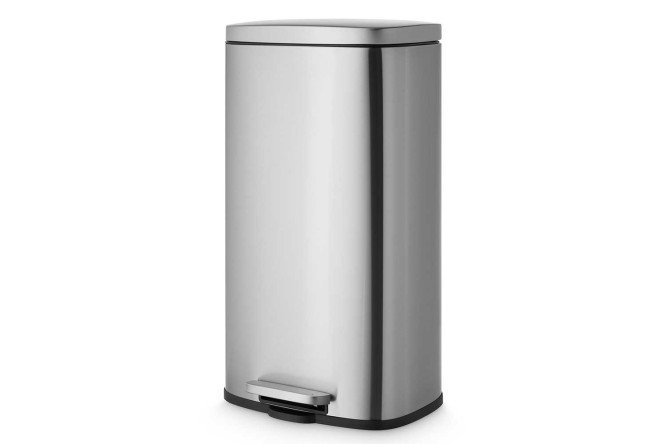 Изображение товара Бак для мусора с крышкой BERKRAFT Compact 30 л из нержавеющей стали