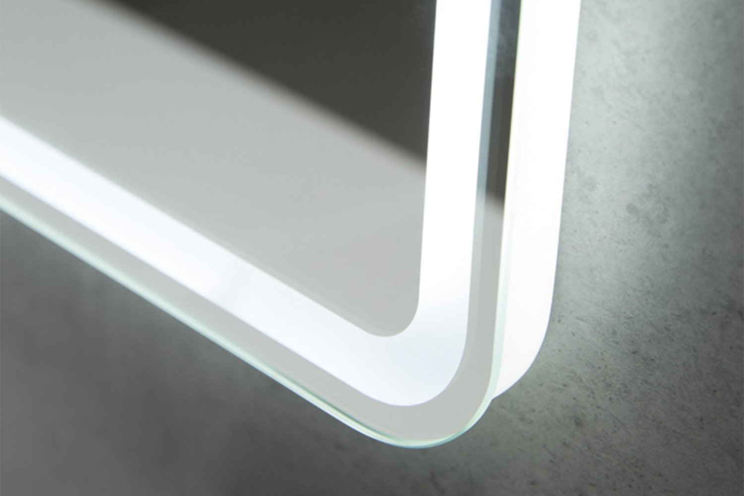 Зеркало с подсветкой BELBAGNO SPC-MAR-600-800-LED-TCH-RAD 60х80 см