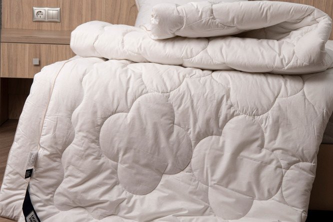 Одеяло EDELSON Fine Wool Кашемир 140х205 см, 1,5 спальные