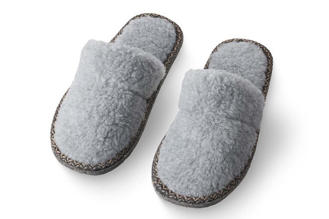 Изображение товара Мужские пантолеты HOFF Howlite 44 из полиэстера и войлока, легкая и теплая обувь