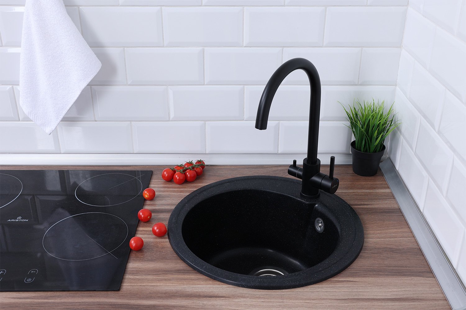 Смеситель ALCORA Тугела NS-MH-J001 Black