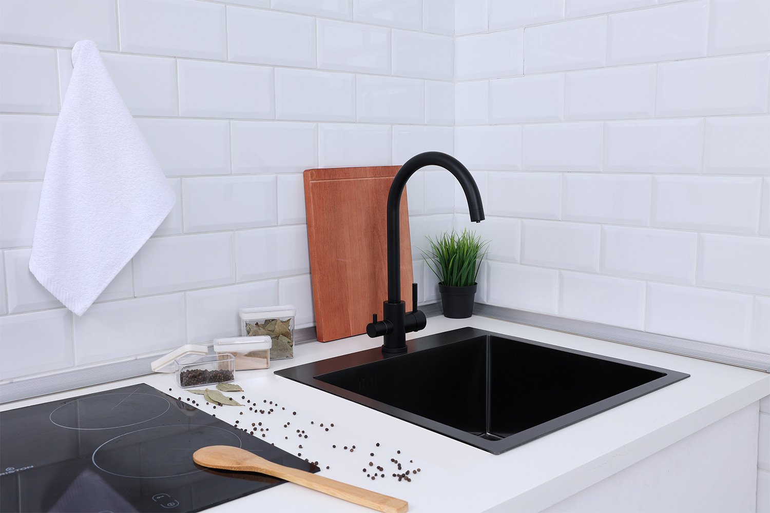 Смеситель ALCORA Тугела NS-MH-J001 Black