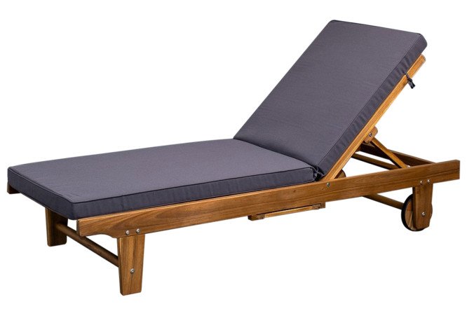 Изображение товара Шезлонг Booka из массива акации для комфортного отдыха