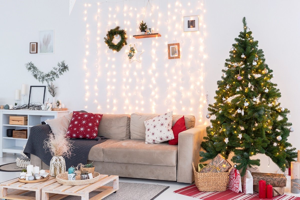Как украсить дом к Новому году: интересные идеи, которые обеспечат праздничное настроение