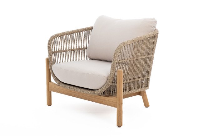 Изображение товара Кресло Talara с натуральным тиком и бежевыми мягкими элементами