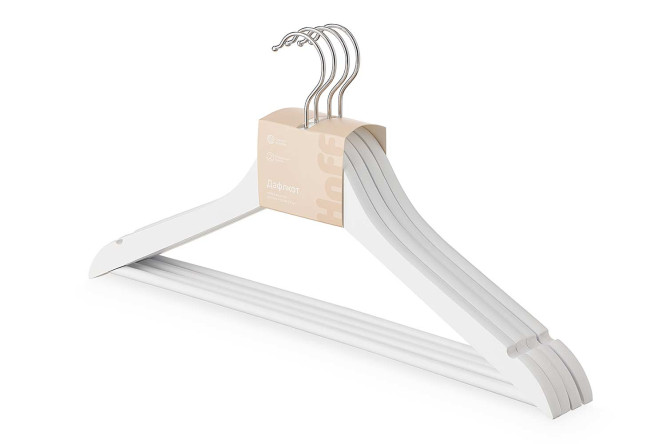 Изображение товара Набор вешалок для одежды HOFF Дафлкот 4 шт. деревянные стильные и прочные