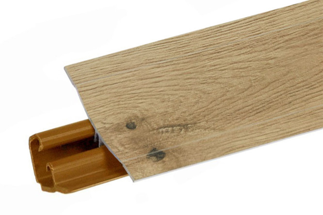 Изображение товара Плинтус KORNER Дуб песочный 300х2.3х2.3 см