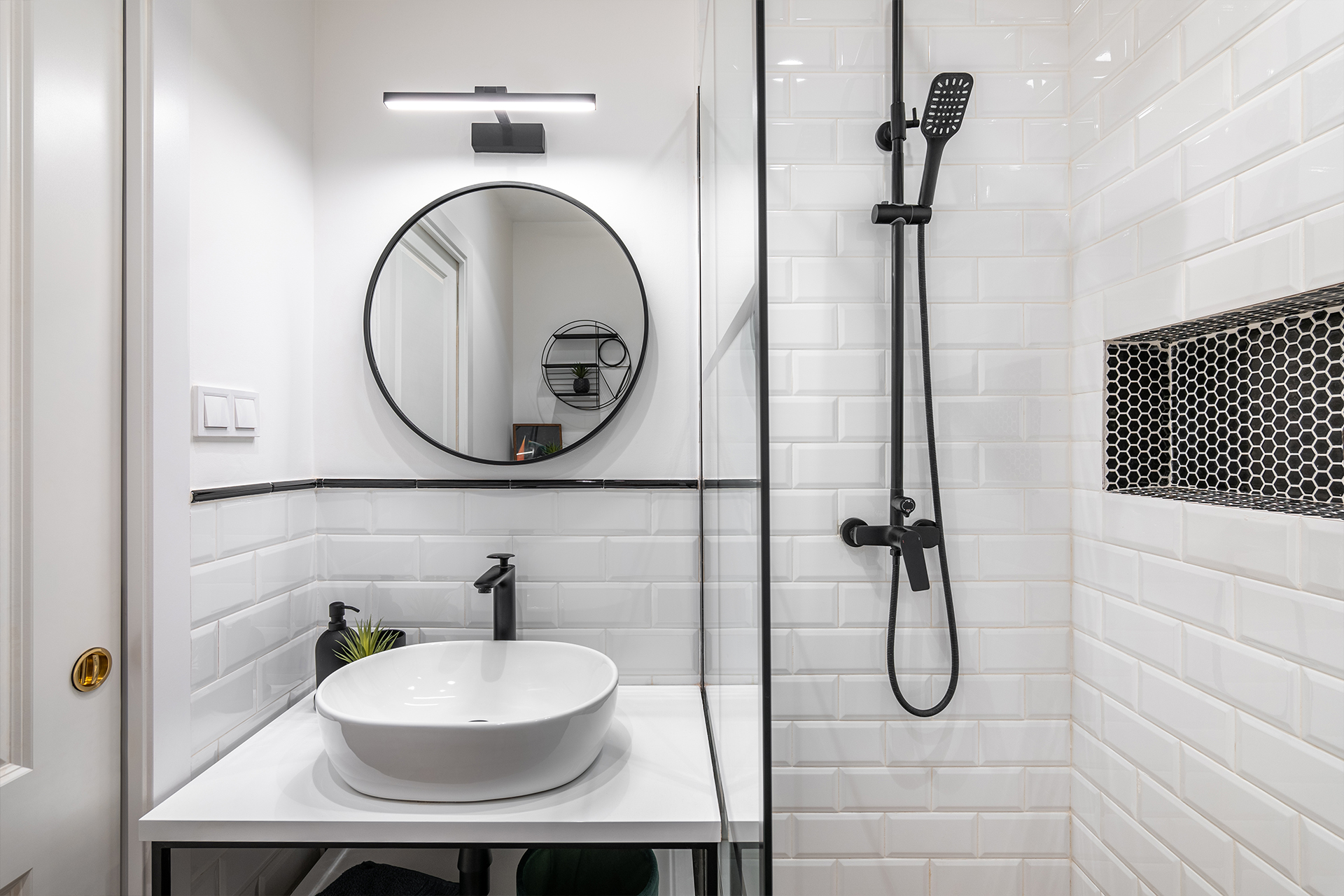 Дизайн ванной комнаты в хрущёвке – 17 фото идей