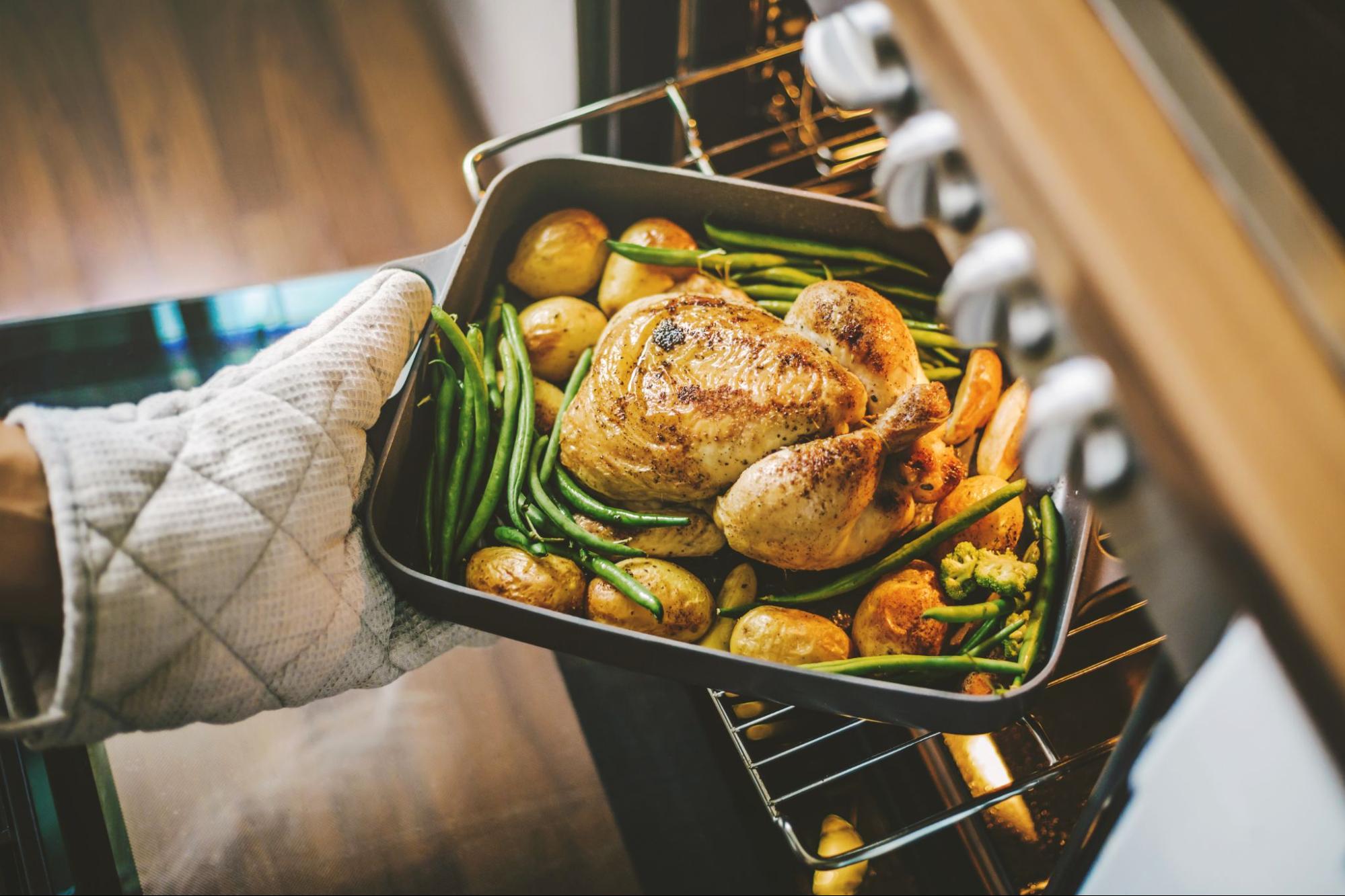15+ лучших рецептов курицы на Новый год 2024: вкусные и простые идеи