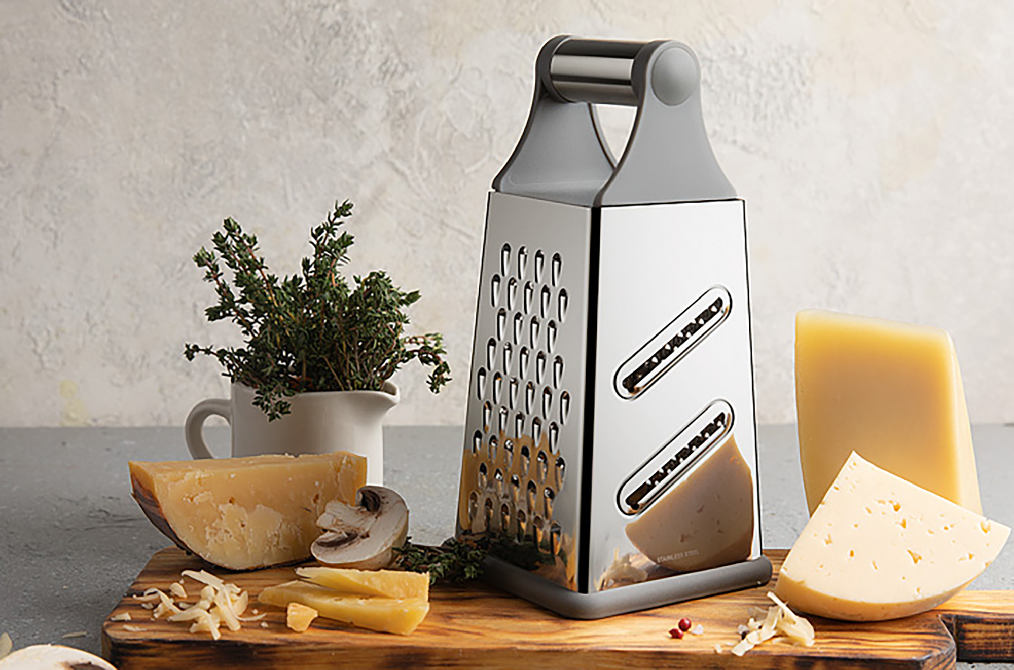 5_grater_ana_img.jpg